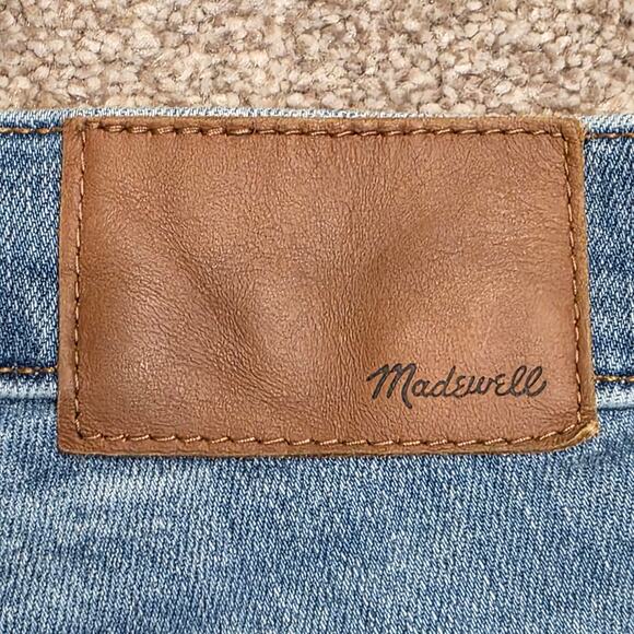classic Distressed button fly Madewell Cali Demi Bootcut Jeans 26 buttonfly - Picture 10 of 15